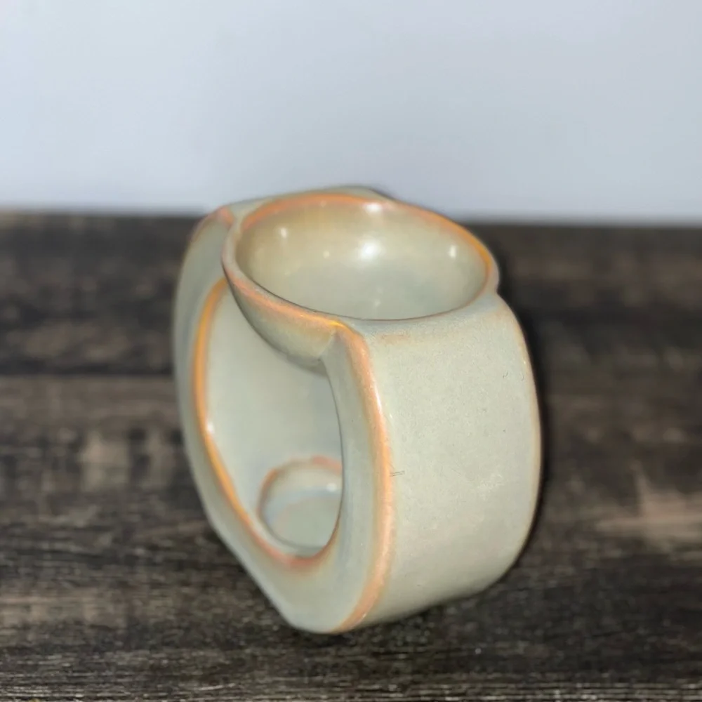 💚DECORATIVE GEOMETRIC RING HOLDER💚 - Picture 2 of 4
